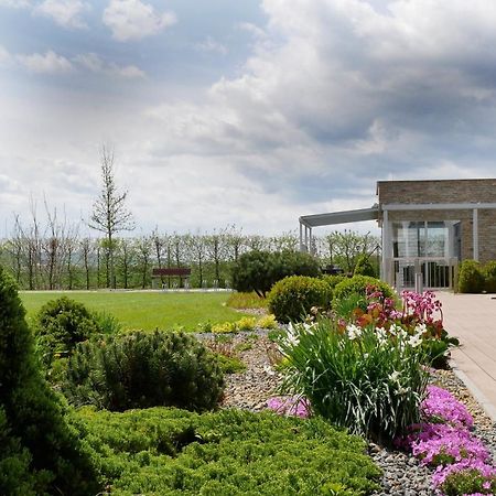 Hotel Harmony Medical & Wellness-Free Parking, 1,8Km From The Center Кромержиж Экстерьер фото