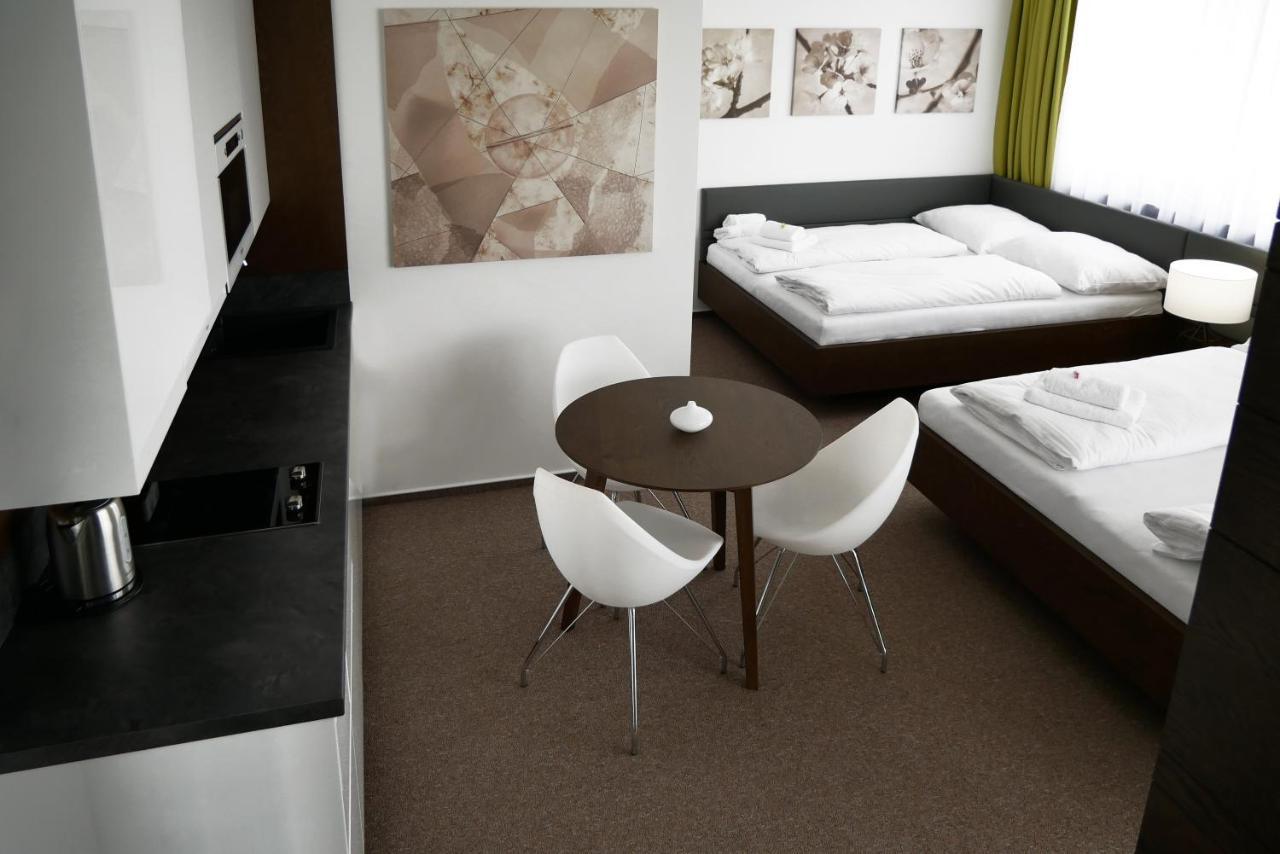 Hotel Harmony Medical & Wellness-Free Parking, 1,8Km From The Center Кромержиж Экстерьер фото
