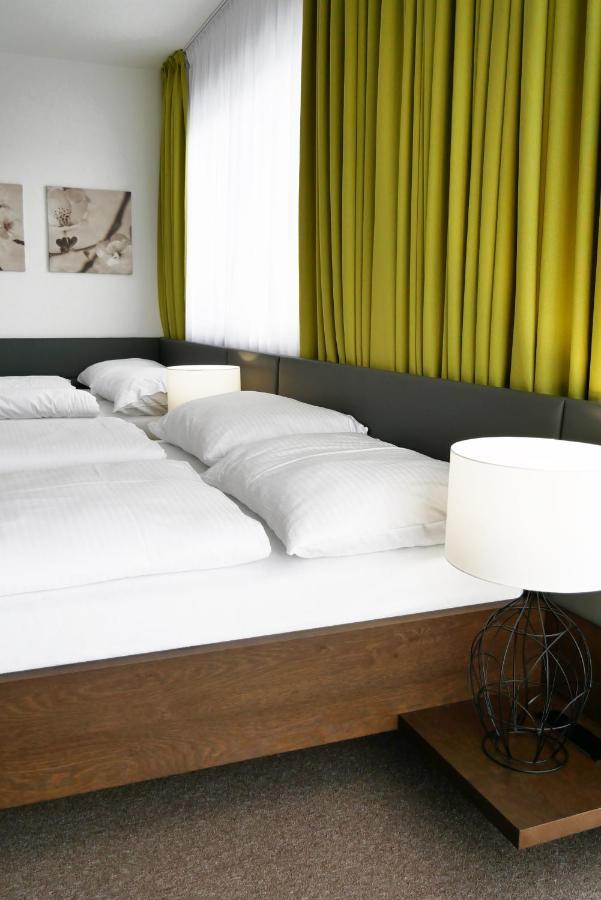 Hotel Harmony Medical & Wellness-Free Parking, 1,8Km From The Center Кромержиж Экстерьер фото