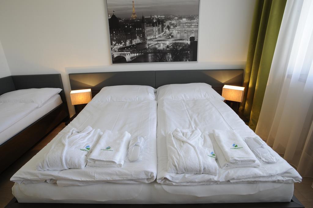 Hotel Harmony Medical & Wellness-Free Parking, 1,8Km From The Center Кромержиж Номер фото
