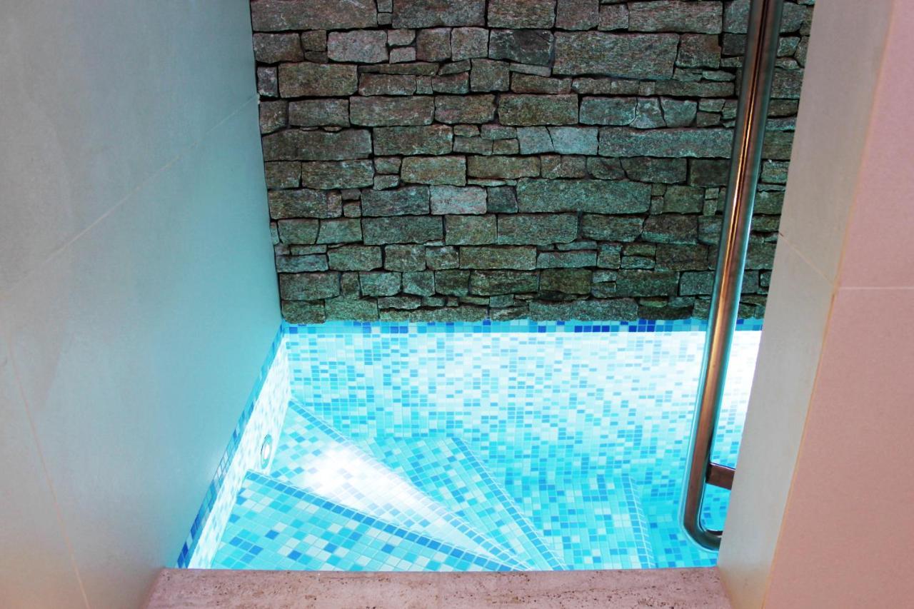Hotel Harmony Medical & Wellness-Free Parking, 1,8Km From The Center Кромержиж Экстерьер фото